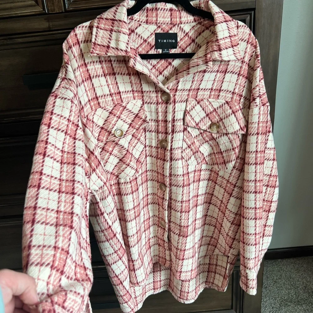 Shacket - Picture 1 of 4